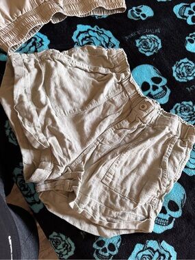 Blank NYC Tan Women's Bermuda Shorts